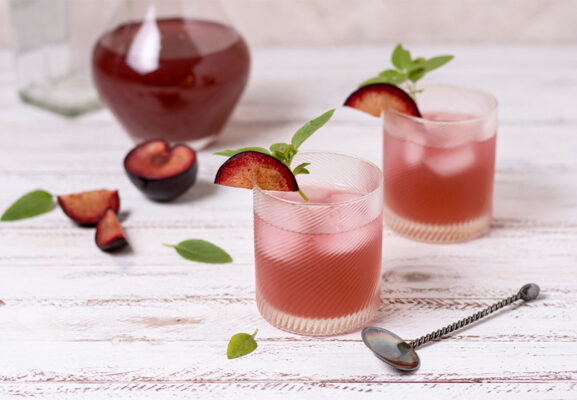 Tips to Serve & Pair Salty Plum Cocktails